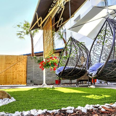 Ferrari Wellness Apartman Pardubice Zewnętrze zdjęcie
